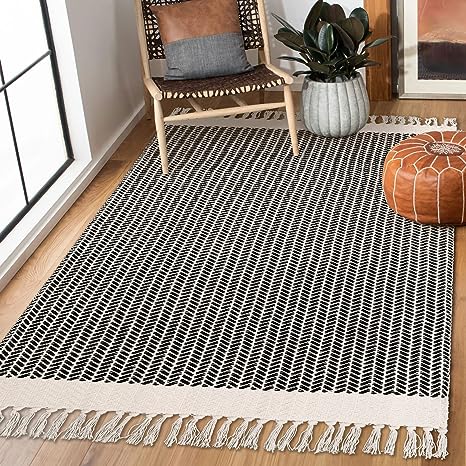 Lahome Boho Entryway Rug, 3x5 Rug for Bedroom Lightweight Washable Throw Rug Woven Cotton Bathroom Rugs with Tassels, Farmhouse Black and White Rug for Living Room Kitchen Office Dorm Gifts